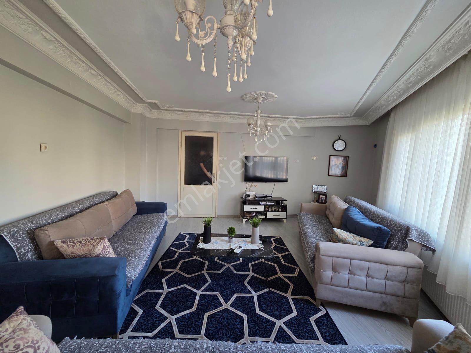 Konak Güneşli Mahlesinde 3+1 135 M2 Otoparklı Satılık Daire - Görsel 12