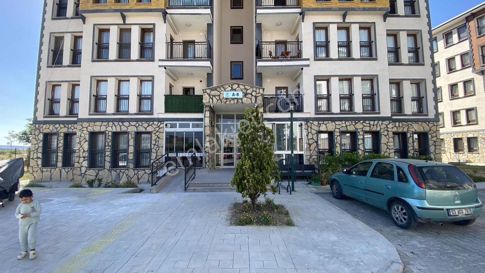 Afyon Özsu Emlak Çetinkaya 496 Konutları'nda Satılık 3+1 Daire - Görsel 11