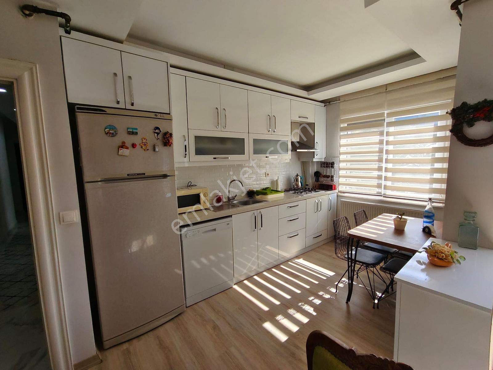 Güzelyalı Eğitim Mah Kiralık 2+1 Eşyalı Daire - Görsel 9