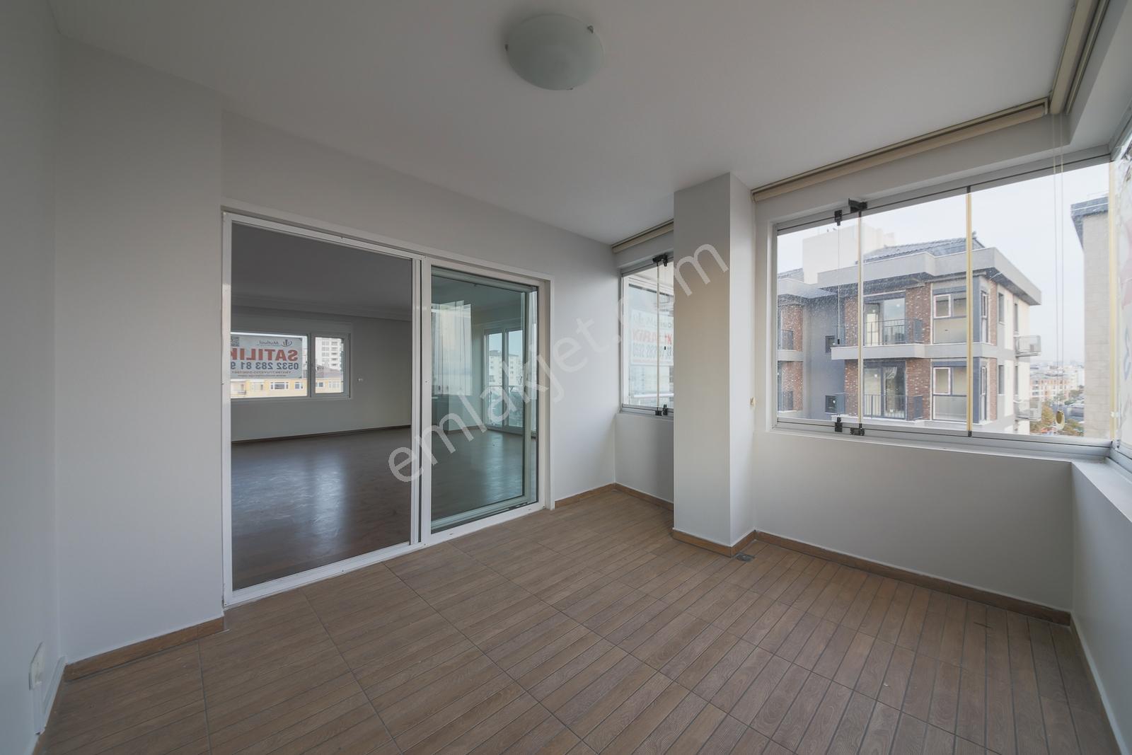 Bostancı Sahilde Deniz Manzaralı Kiralık 4+1 Dubleks Daire - Görsel 16