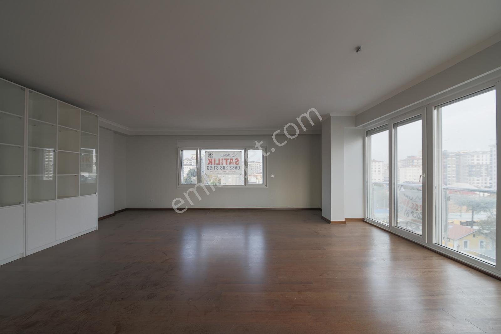 Bostancı Sahilde Deniz Manzaralı Kiralık 4+1 Dubleks Daire - Görsel 5