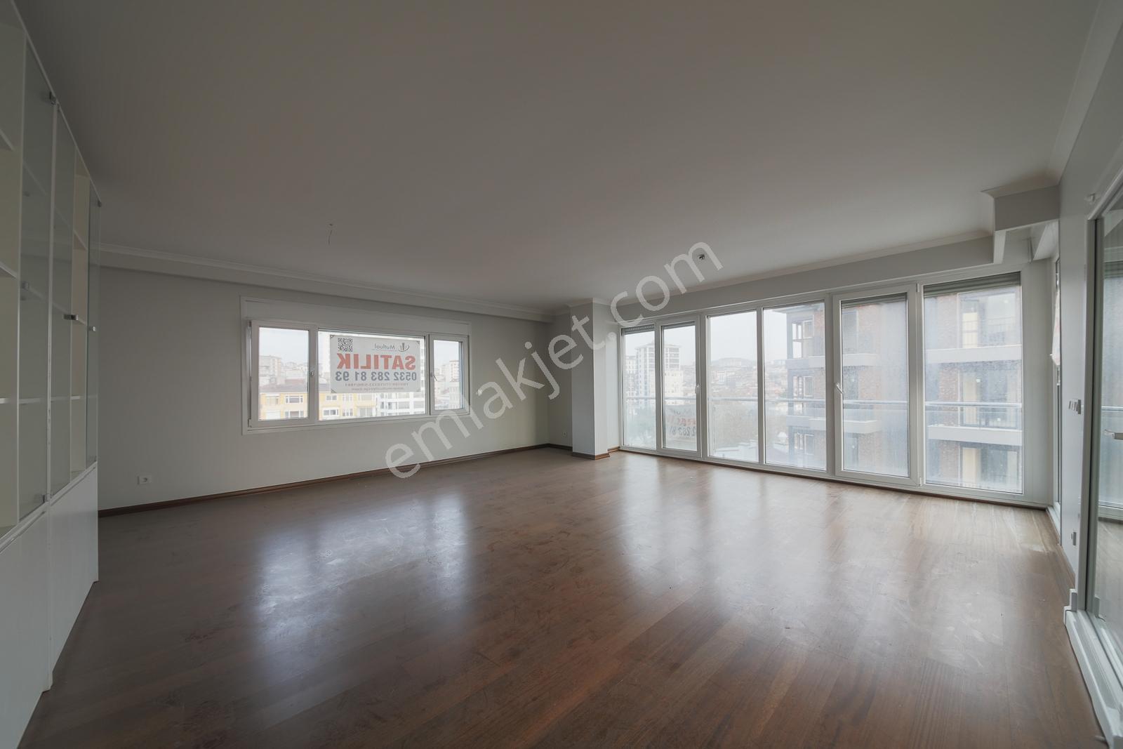 Bostancı Sahilde Deniz Manzaralı Kiralık 4+1 Dubleks Daire - Görsel 29