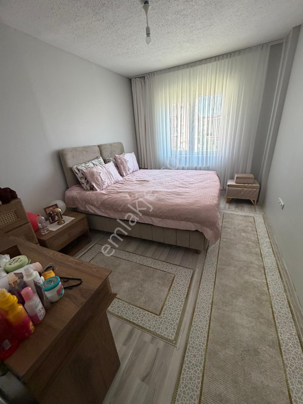 Damla Emlaktan İşhan Tokide Kiralık 3+1 Daire - Görsel 11