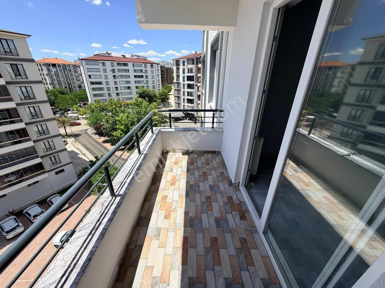 Harzem Gayrimenkulden Sürsürü De 3+1 Arakat Satılık Daire - Görsel 11