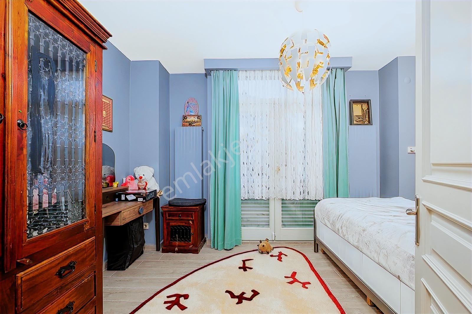 Mutluol Proje'den Bahçeşehir'de Kiralık Bahçeli 3 Katlı Villa - Görsel 23