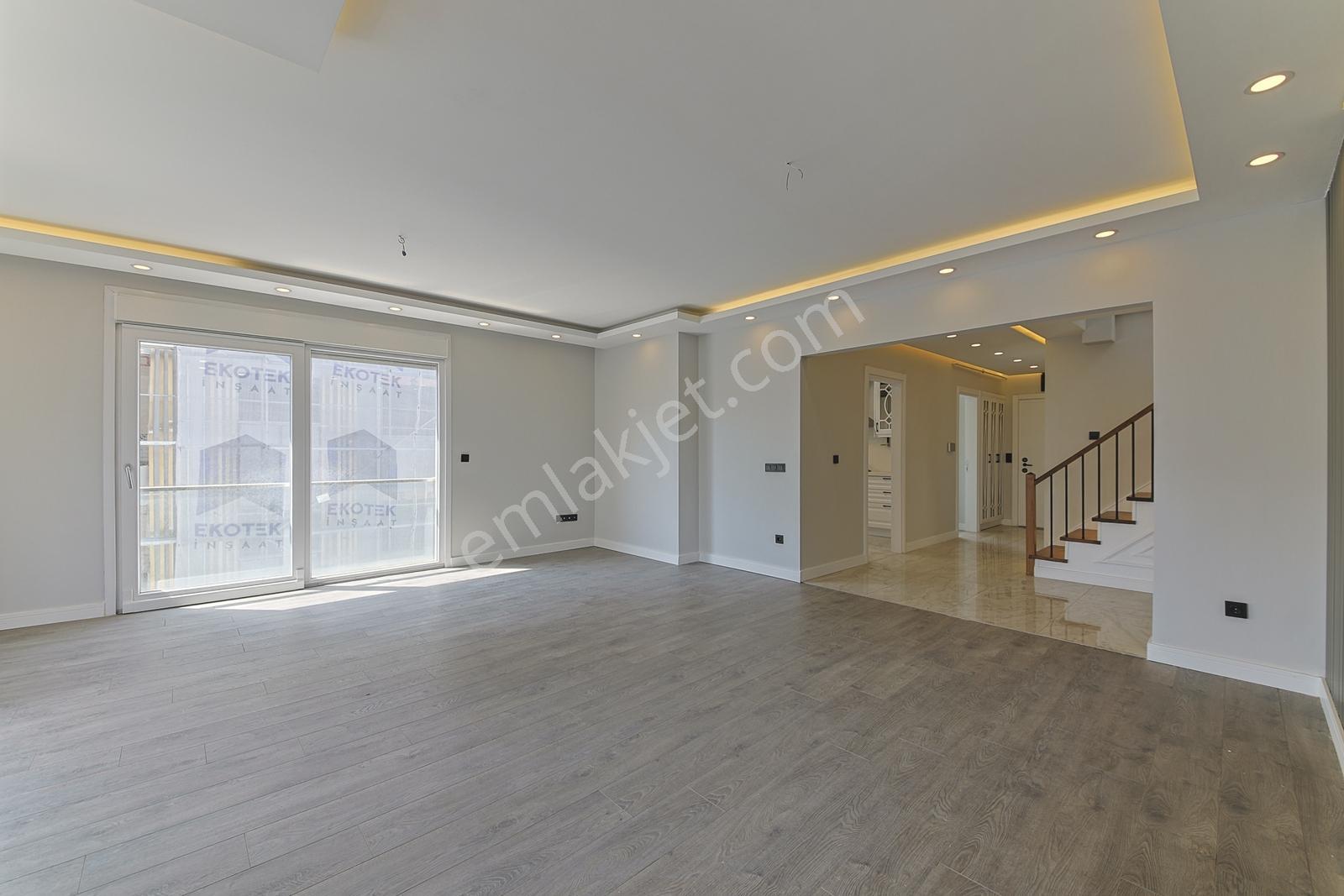 Erenköy Ethem Efendi Caddesi Üzerinde Satılık Çatı Dubleks - Görsel 18