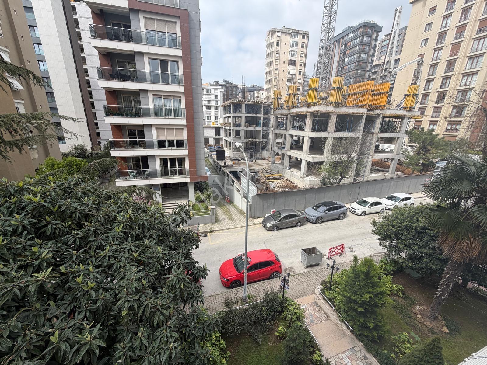 Caddebostan Büyük Kulübe Göztepe Parkına Yakın Kiralık 4+1 Daire - Görsel 15