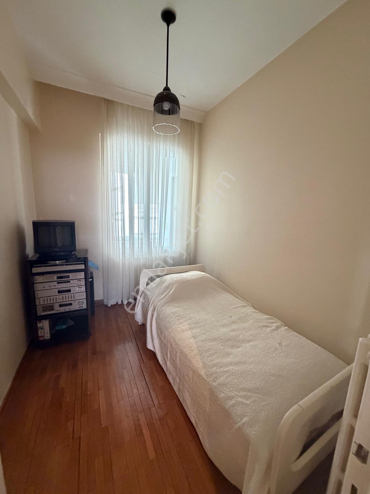 Caddebostan Büyük Kulübe Göztepe Parkına Yakın Kiralık 4+1 Daire - Görsel 55