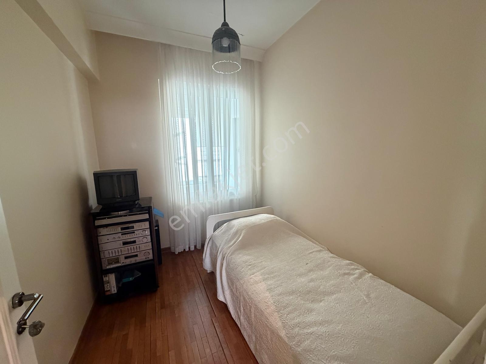 Caddebostan Büyük Kulübe Göztepe Parkına Yakın Kiralık 4+1 Daire - Görsel 53