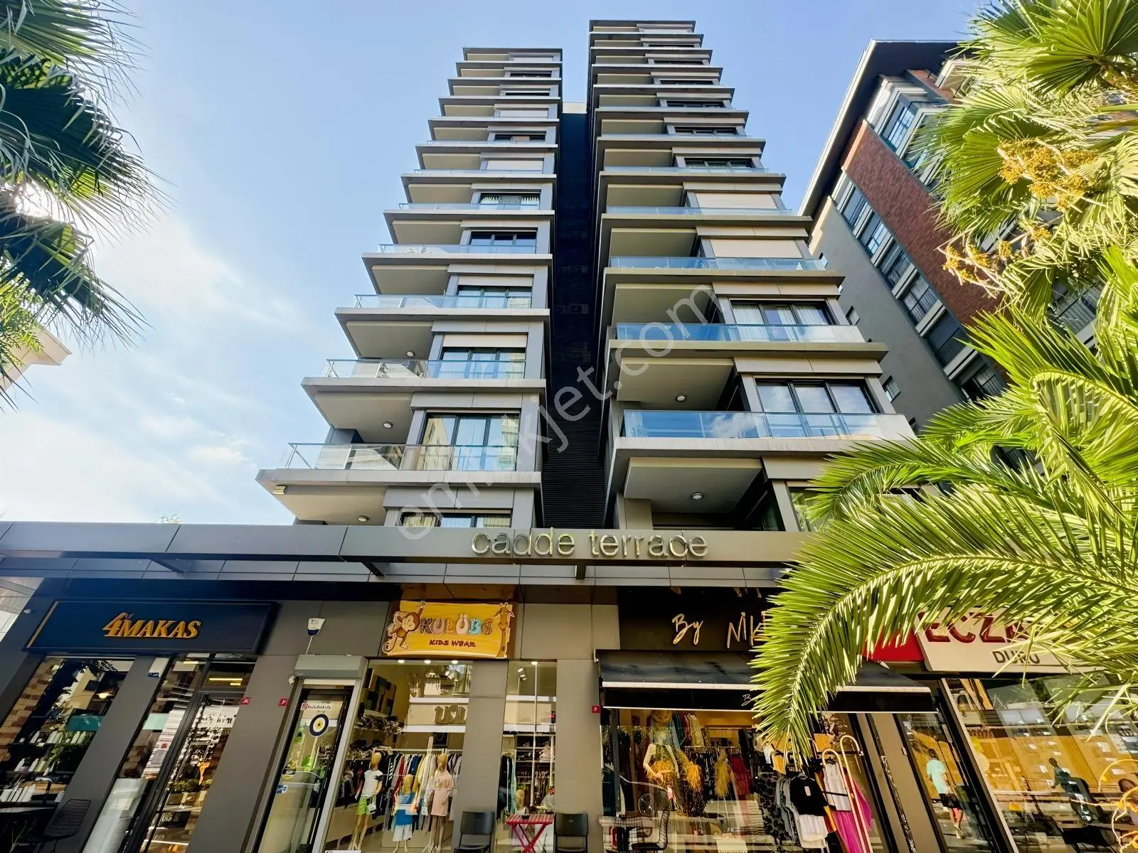 Bağdat Caddesi Divan'ın Sokağı Havuzlu Güvenlikli Satılık Daire