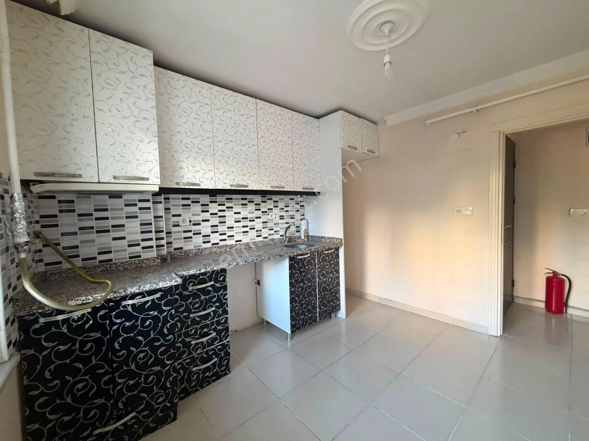 Kiralık 3+1 Ferah Daire | Çerkezköy İstasyon Mahallesi | Asfalta Sıfır - Görsel 3