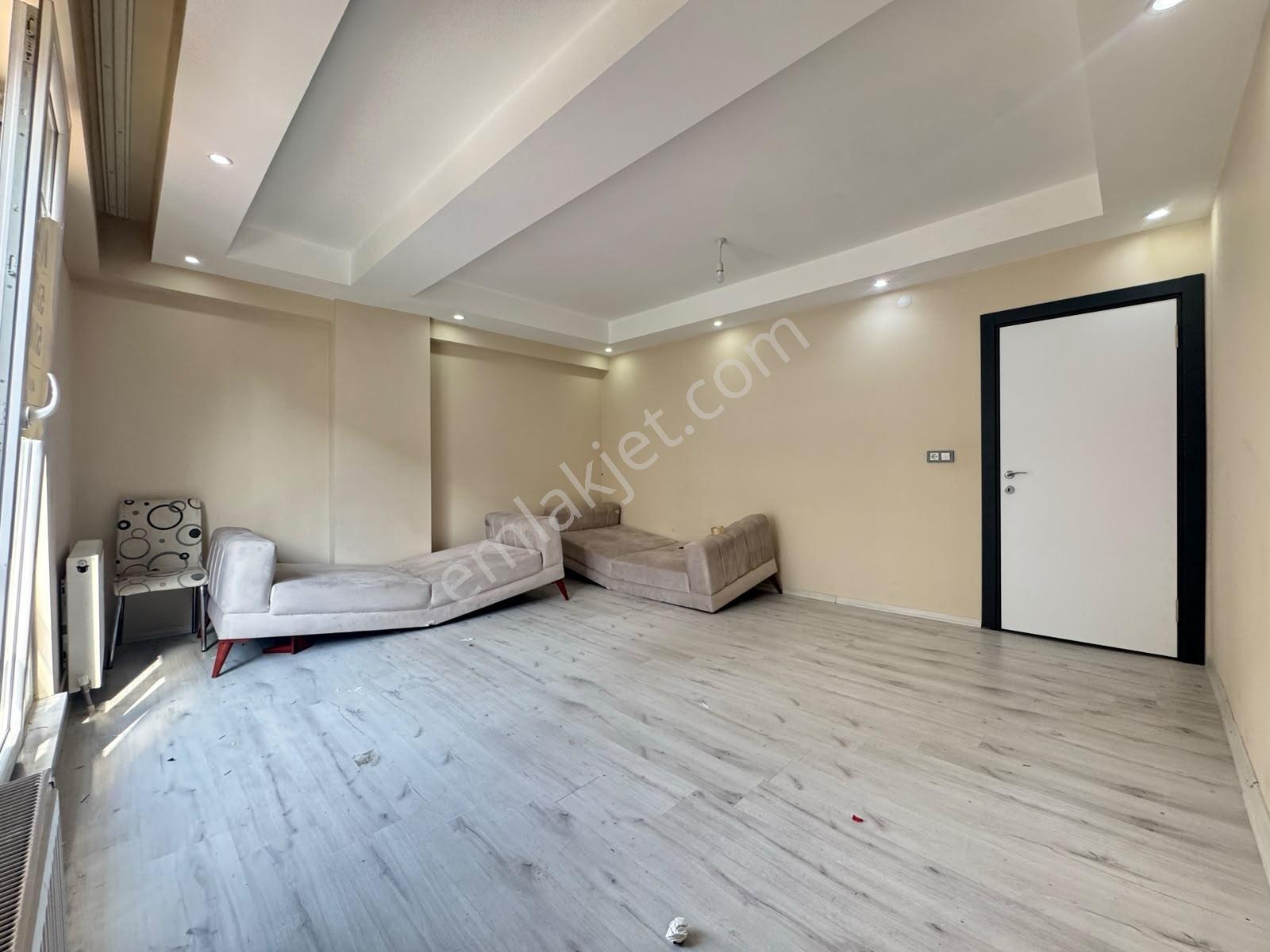 Aşkanlar Yapı'dan Kiralık 2+1 Öncephe Daire Merkezi Konum'da - Görsel 2