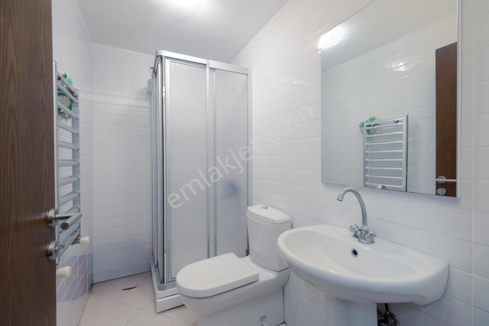 Çengelköy'de Boğaz Manzaralı Site İçinde Müstakil Bahçeli Villa - Görsel 42