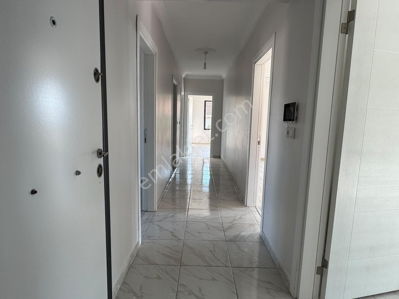 Büyükçekmece De Kiralık 3+1 Daire Geniş Ve Deniz Manzaralı - Görsel 7