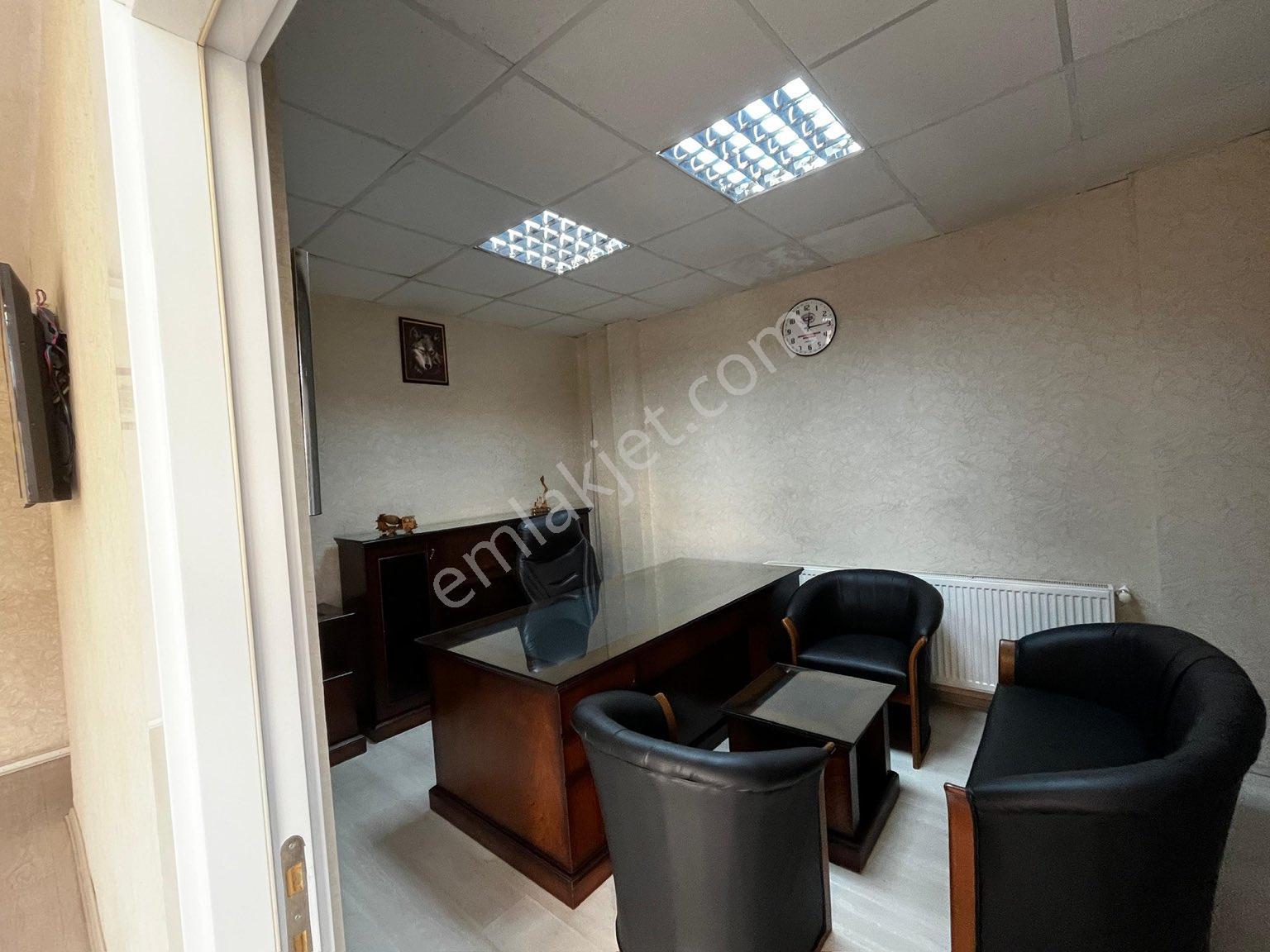 Kiralık Cadde Üstü Dükkan - Görsel 12