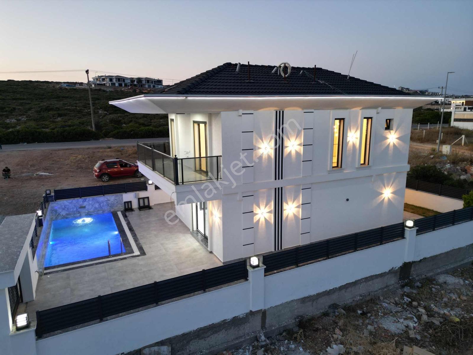 Didim'de 3+1 Ayrı Mutfaklı Tam Müstakil Lüks Villa - Görsel 3