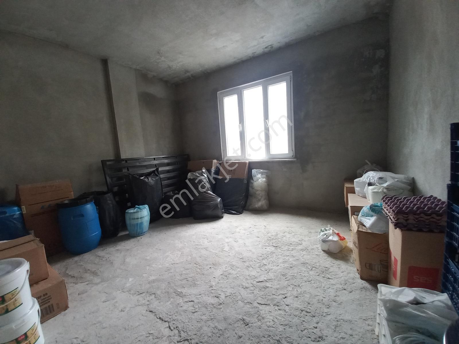Esenyurt Kıraçta Satılık Komple Bina 115m2 Arsa İçinde 4 Daire - Görsel 31