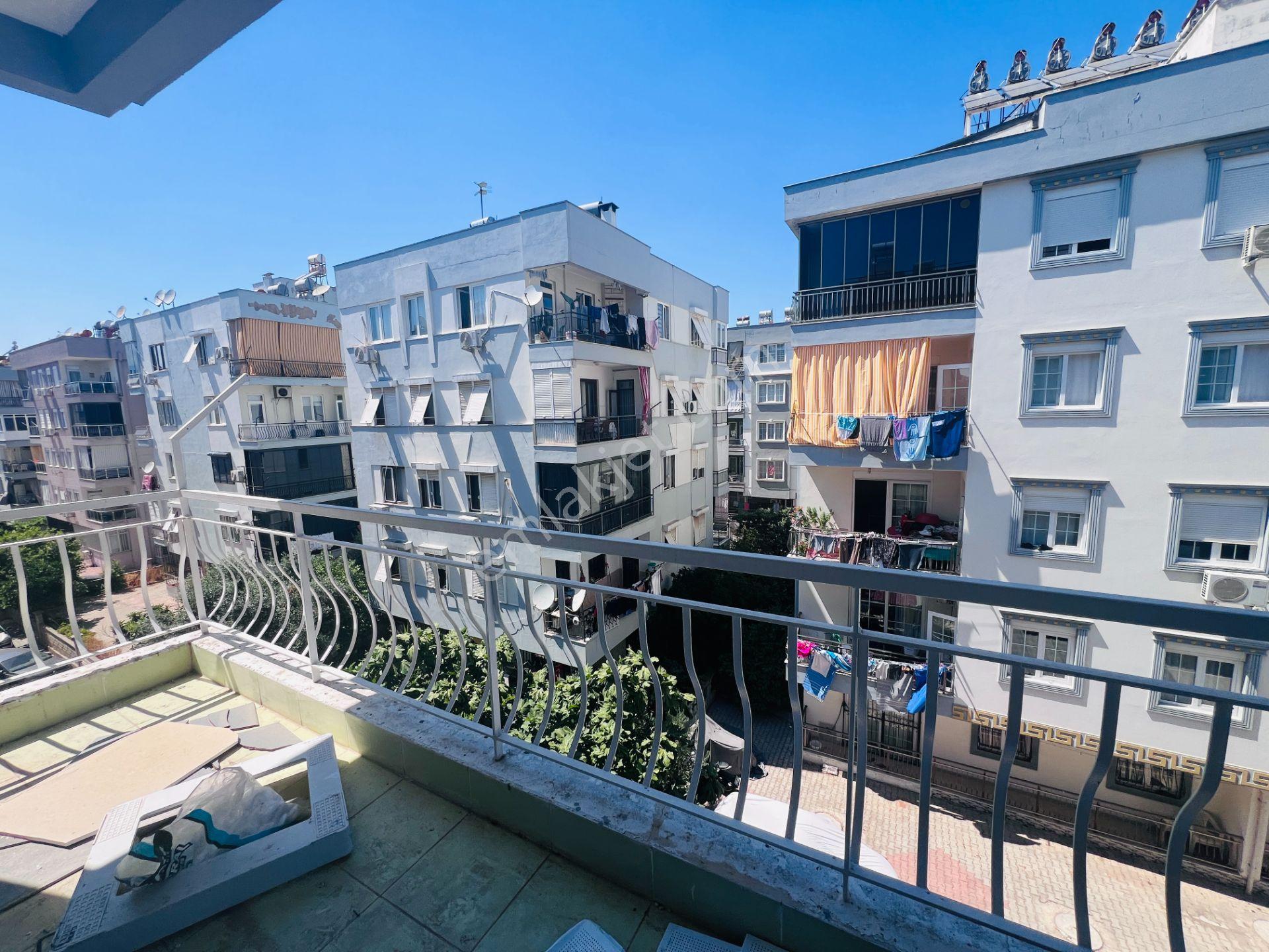 Merkezi Konumda Kiralık 3+1 Toplu Taşımaya Yakın Bakımlı Daire - Görsel 16