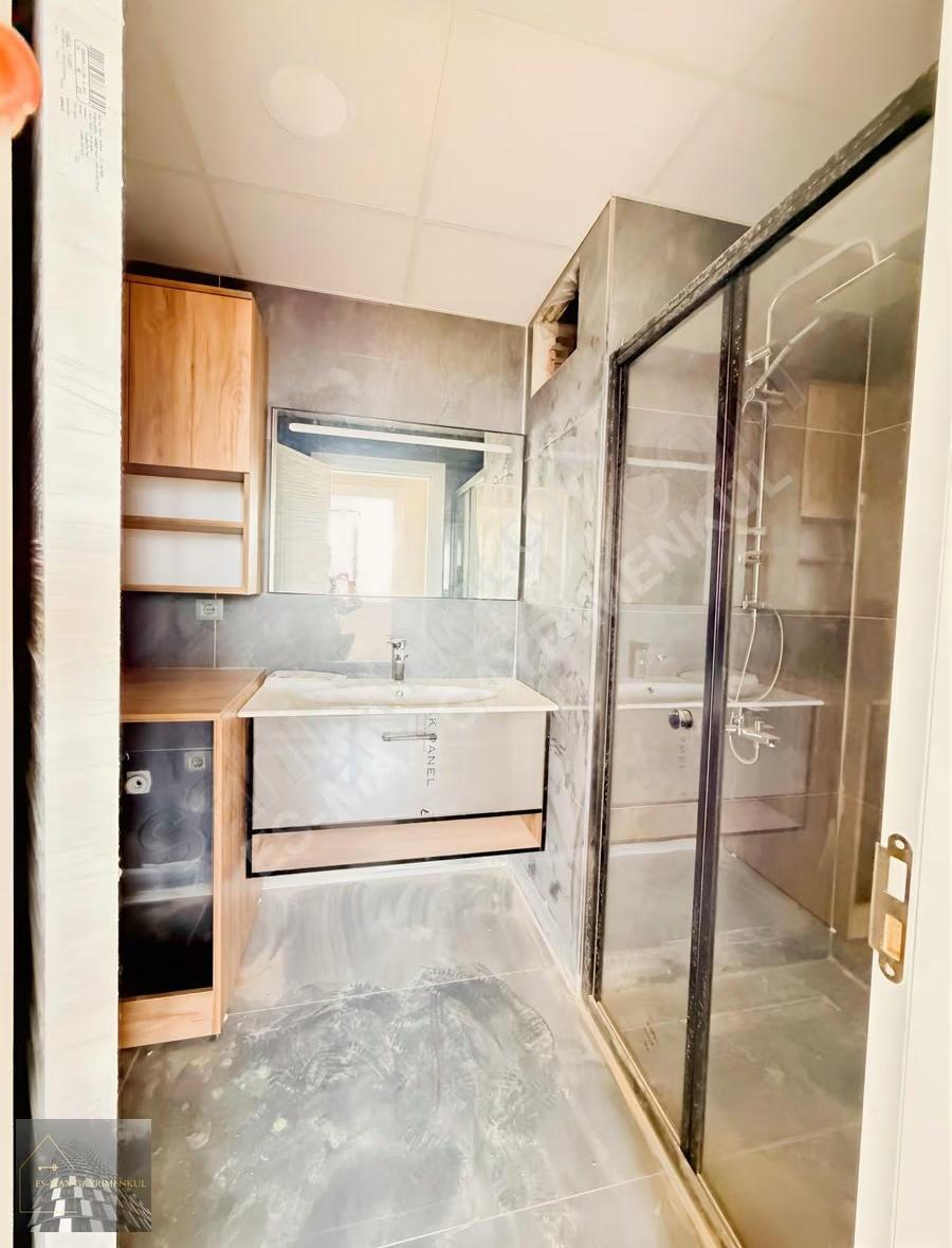 Gemlik Manastır'da Havuzlu Sitede Sıfır Ara Kat Kiralık (3+1) - Görsel 19
