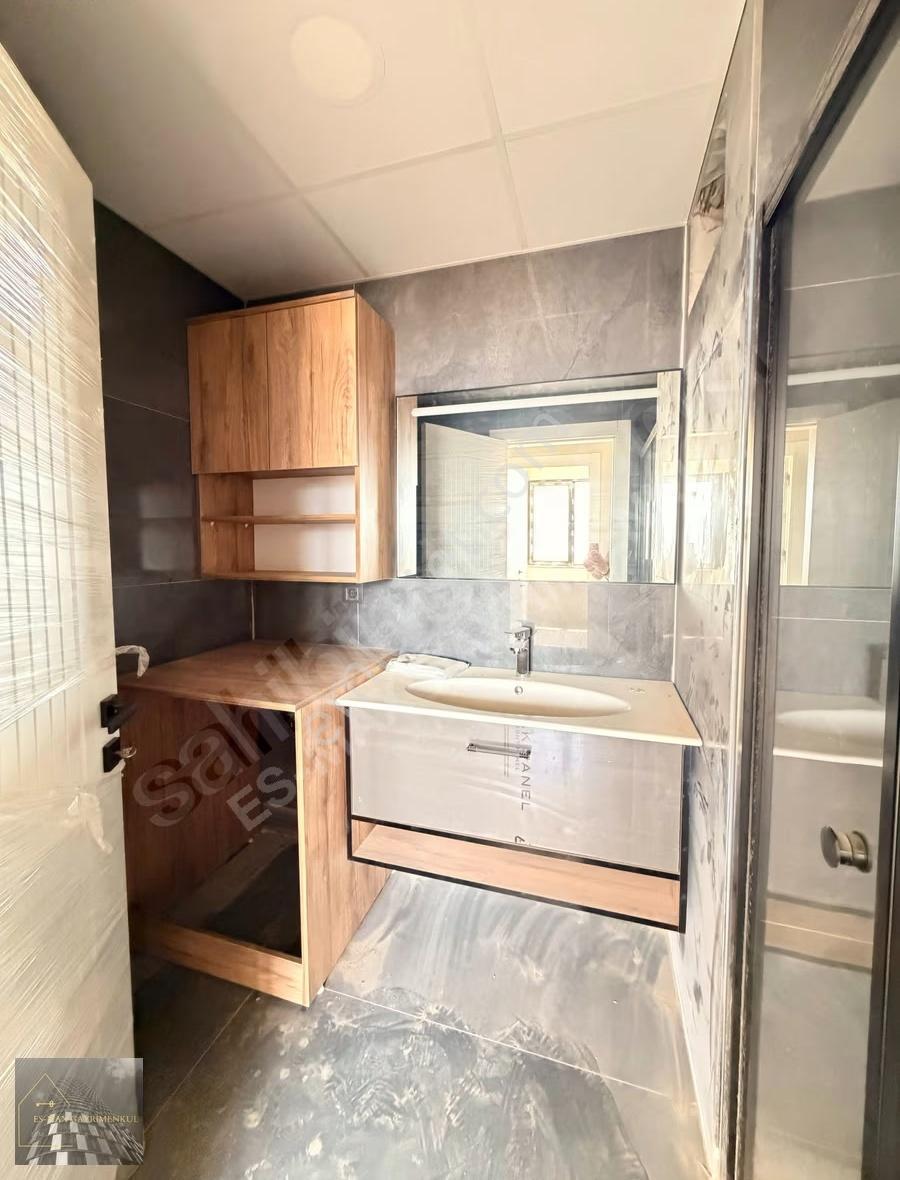 Gemlik Manastır'da Havuzlu Sitede Sıfır Ara Kat Kiralık (3+1) - Görsel 12