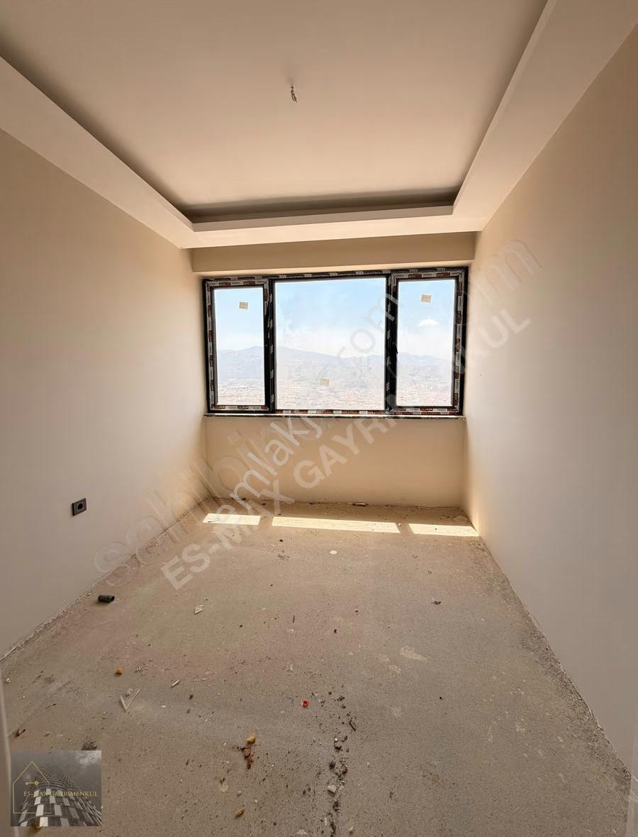 Gemlik Manastır'da Havuzlu Sitede Sıfır Ara Kat Kiralık (3+1) - Görsel 14