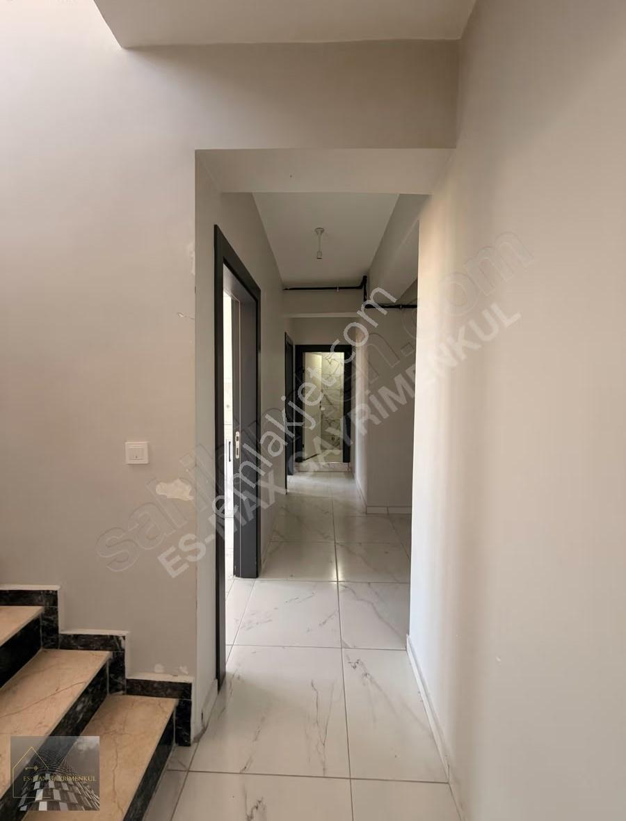 Nilüfer Akçalar'da Göl Manzaralı Kiralık 3+1 Dubleks Daire - Görsel 12