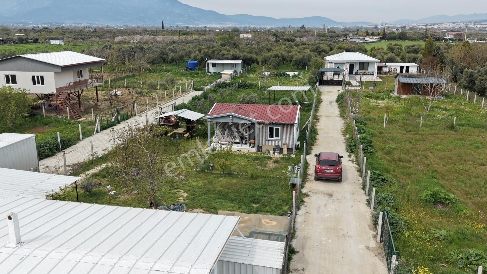 Kemalpaşa Armutlu Satılık Elektrik Suyu Hazır 482 M² Bahçeli Ev - Görsel 2