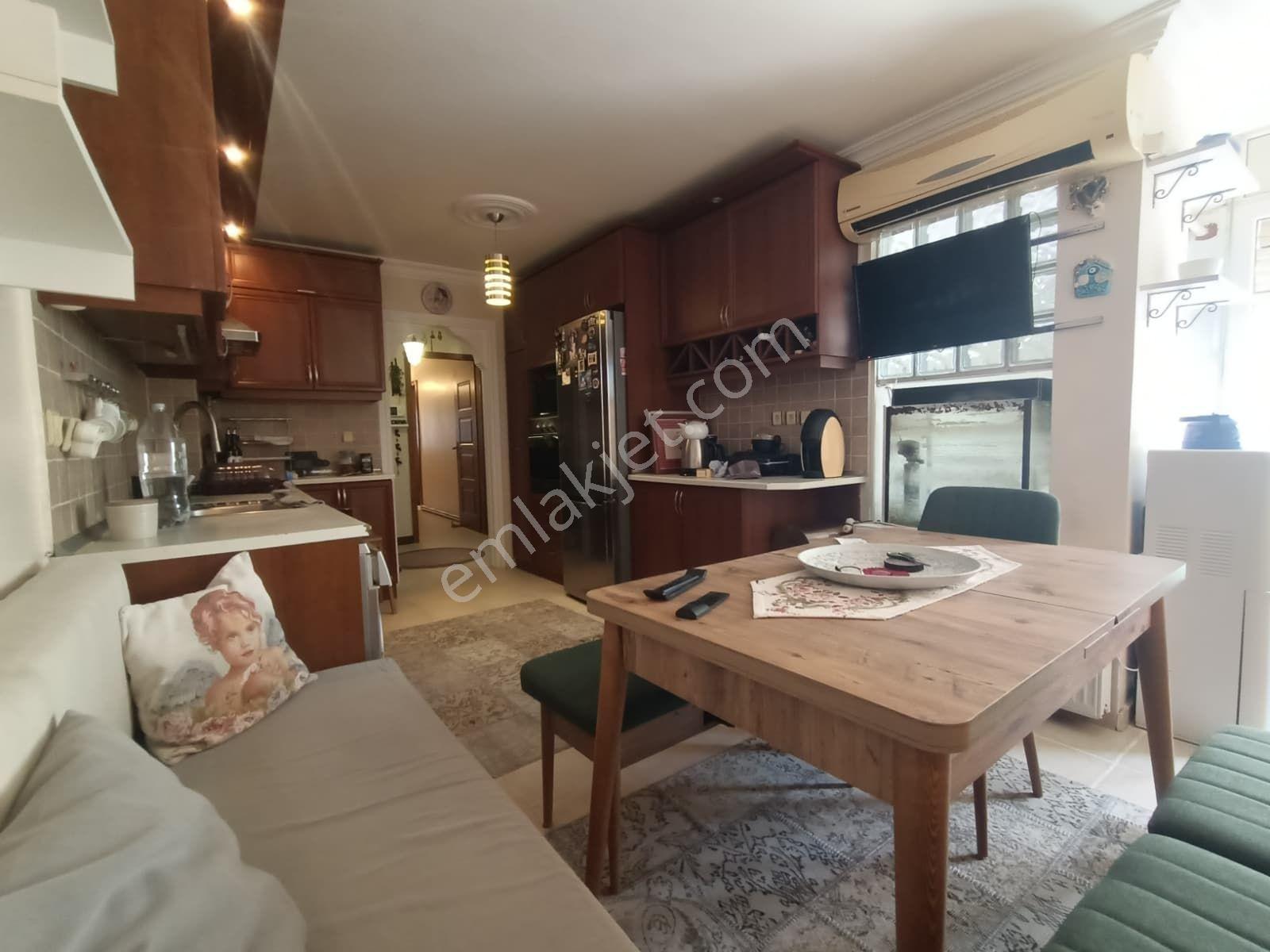 Mimkentte Asansörlü Tadilatlı Deniz Manzaralı 3+1 Kiralık Daire - Görsel 25