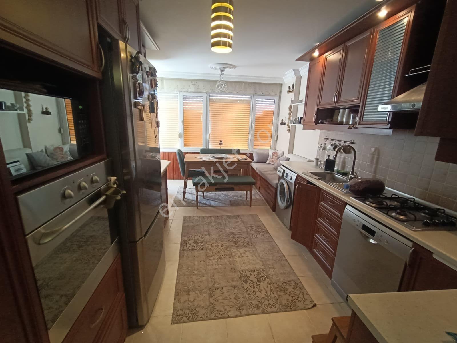Mimkentte Asansörlü Tadilatlı Deniz Manzaralı 3+1 Kiralık Daire - Görsel 29