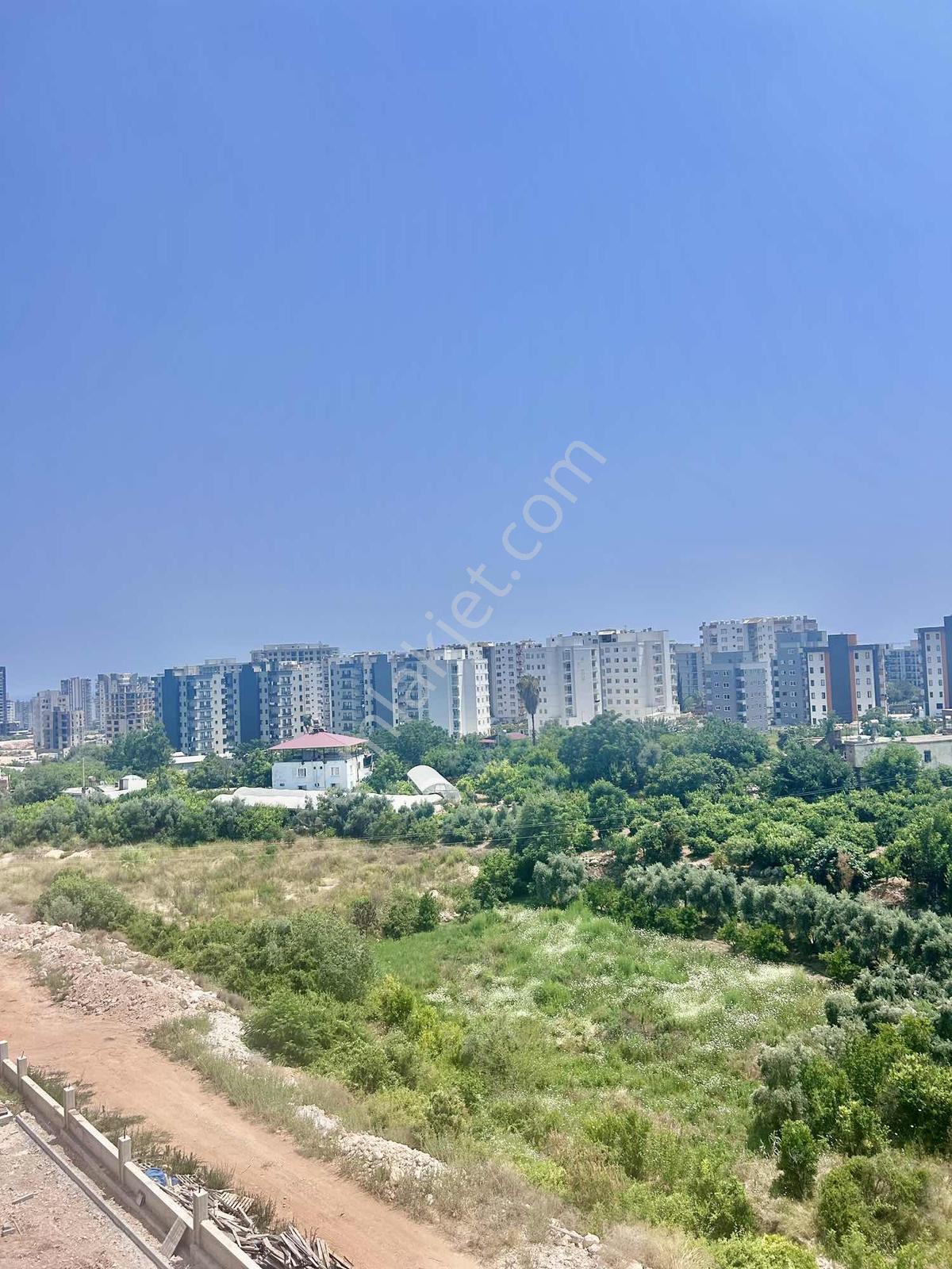 Mersin Eski Mezitlide Satılık 1+1 Daire - Görsel 18