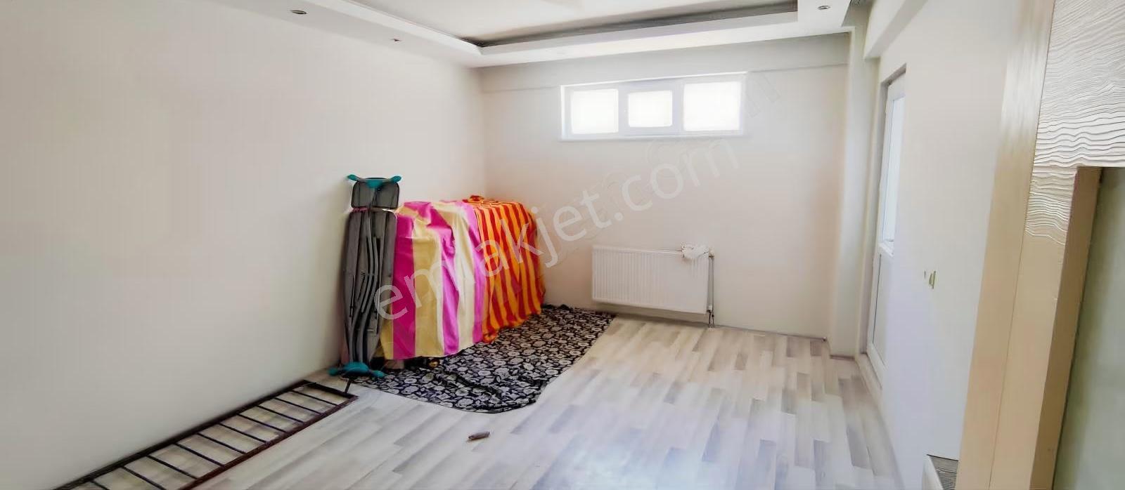 İlbadı Mahallesinde Düz Giriş Kat 3+1/125 M2 Parkın Yanıbaşında - Görsel 5