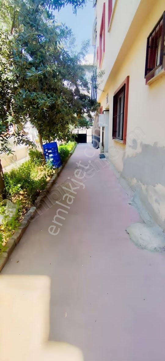 İlbadı Mahallesinde Düz Giriş Kat 3+1/125 M2 Parkın Yanıbaşında - Görsel 10