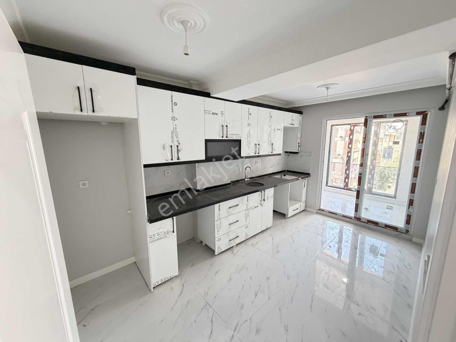 Tramvaya Komşu 3+1 130m2 2 Kat Sıfır Yerden Isıtmalı Daire - Görsel 34