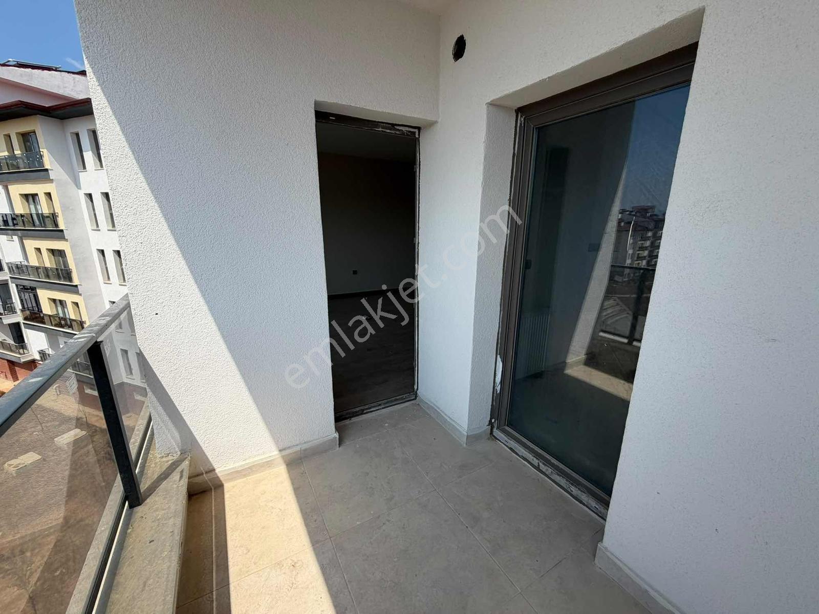 Tarcanlardan İlimtepe Tokide Modern Ve Sıfır 3+1 Daire - Görsel 22