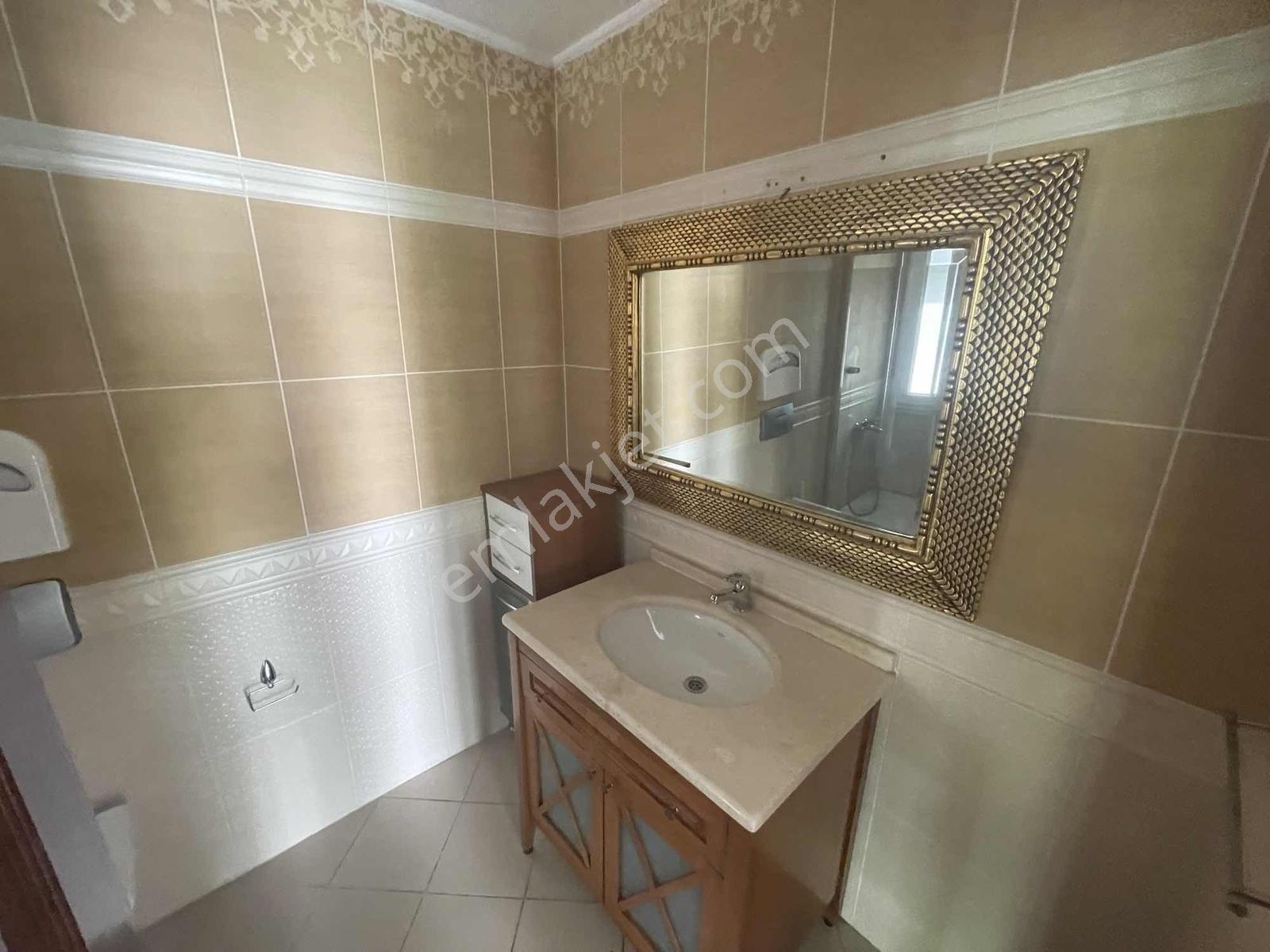 Mutluol Proje'den 5+1 Dubleks Deniz Manzaralı Kiralık Ofis - Görsel 37