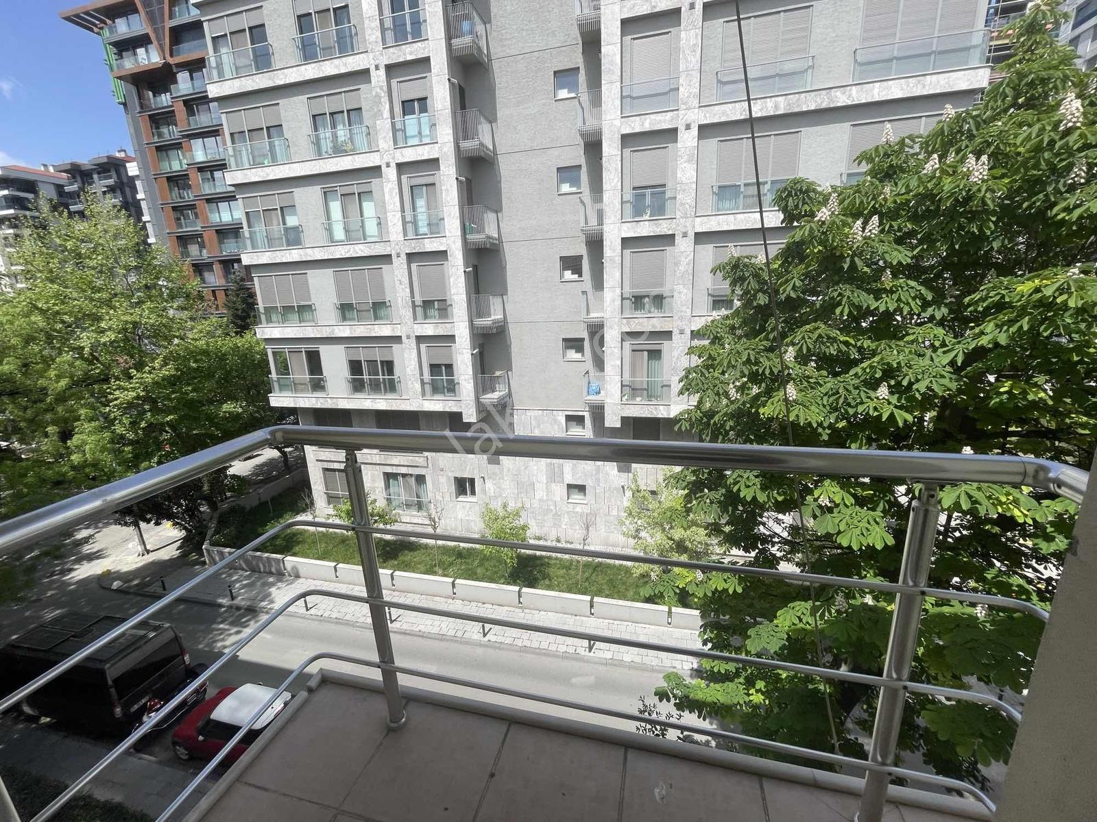 Mutluol Proje'den 5+1 Dubleks Deniz Manzaralı Kiralık Ofis - Görsel 27