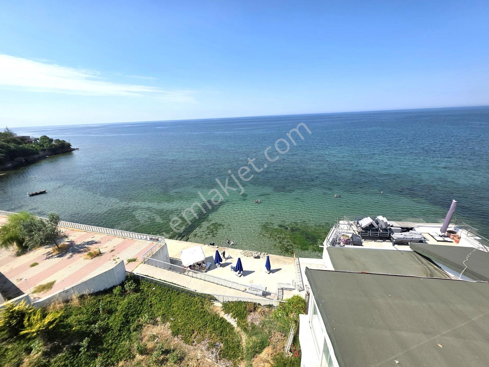 Remaxtan Satılık Plaja Sıfır Deniz Manzaralı 250 M2 Daire - Görsel 4