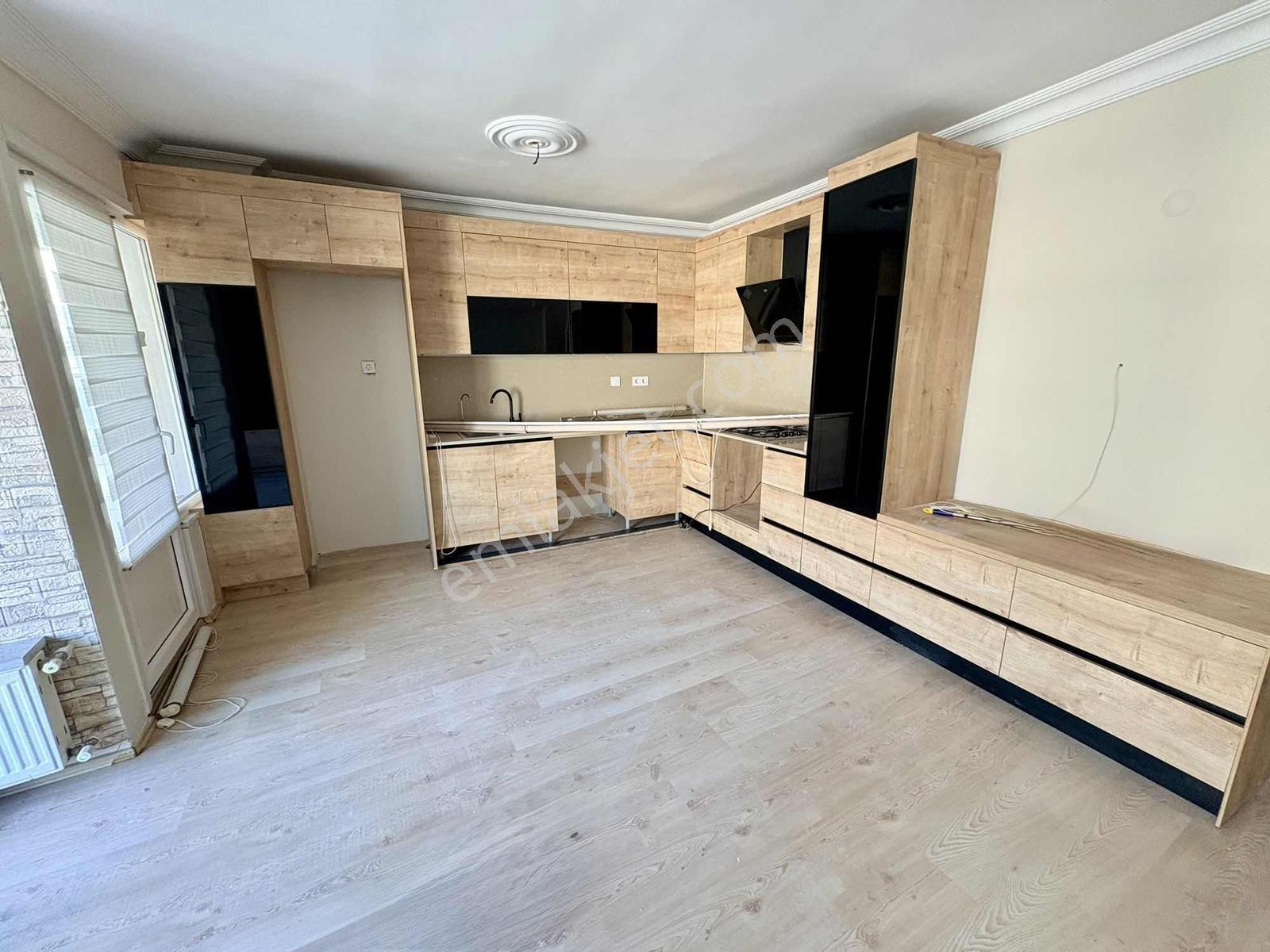 F-l Emlaktan Tunusbağı Cad. 3+1 Kiralık Daire - Görsel 3