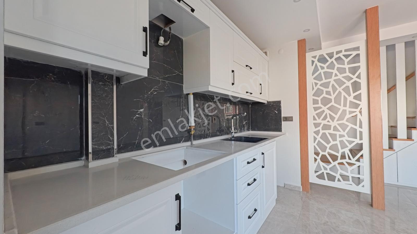 Mimar Sinan'da 3+1 Kiralık Dublex Daire - Görsel 6
