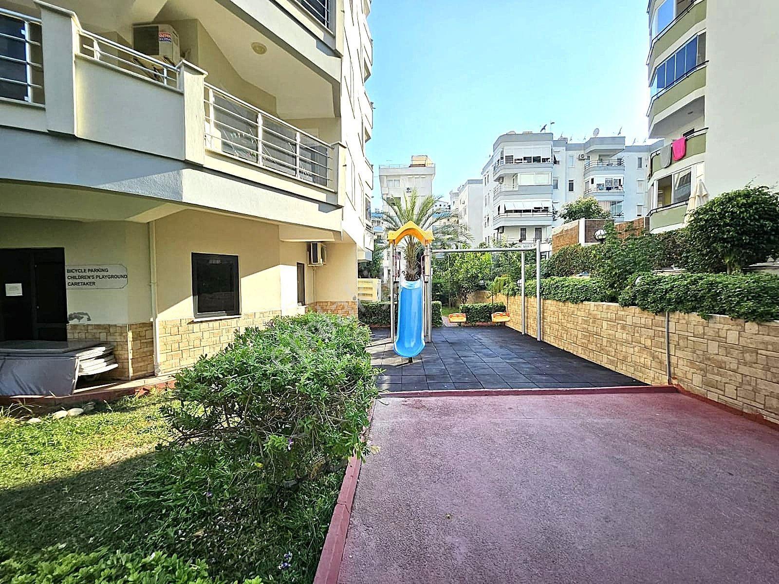 Mahmutlar / Alanya 2+1 Lüks Eşyalı Aktiviteli Satılık Ev - Görsel 24