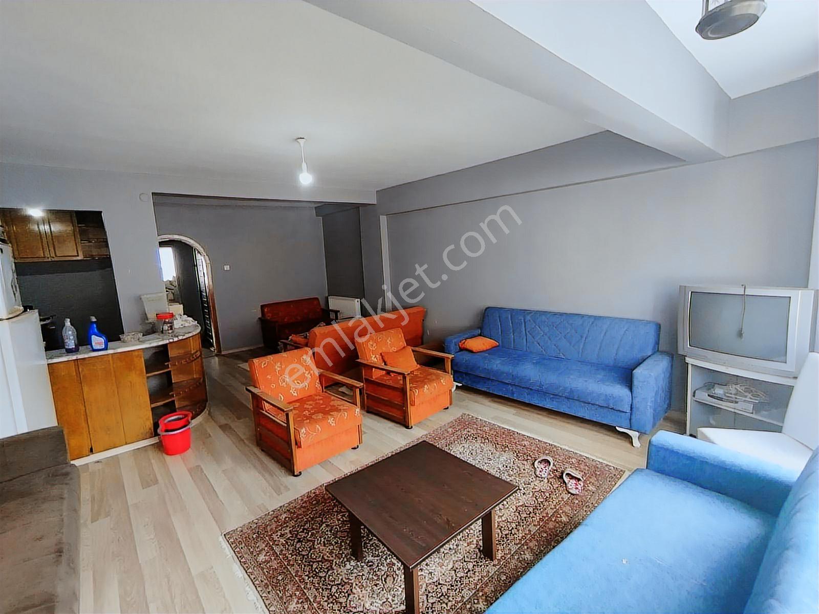 Gemlik İstiklâl Çad Üzerinde Kiralık Eşyalı Daire - Görsel 2