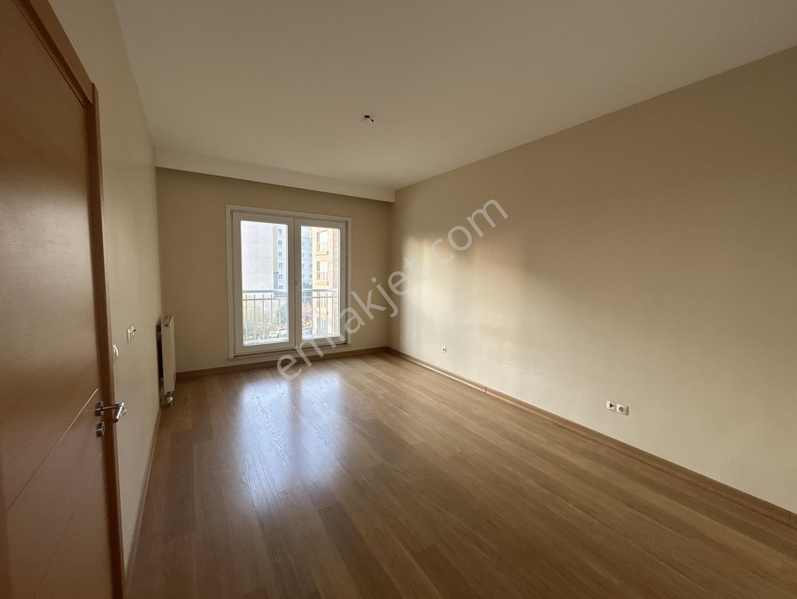 Nish Adalar Proje Uzmanı Nusret Öztürk'ten Kiralık 1+1 Daire - Görsel 13