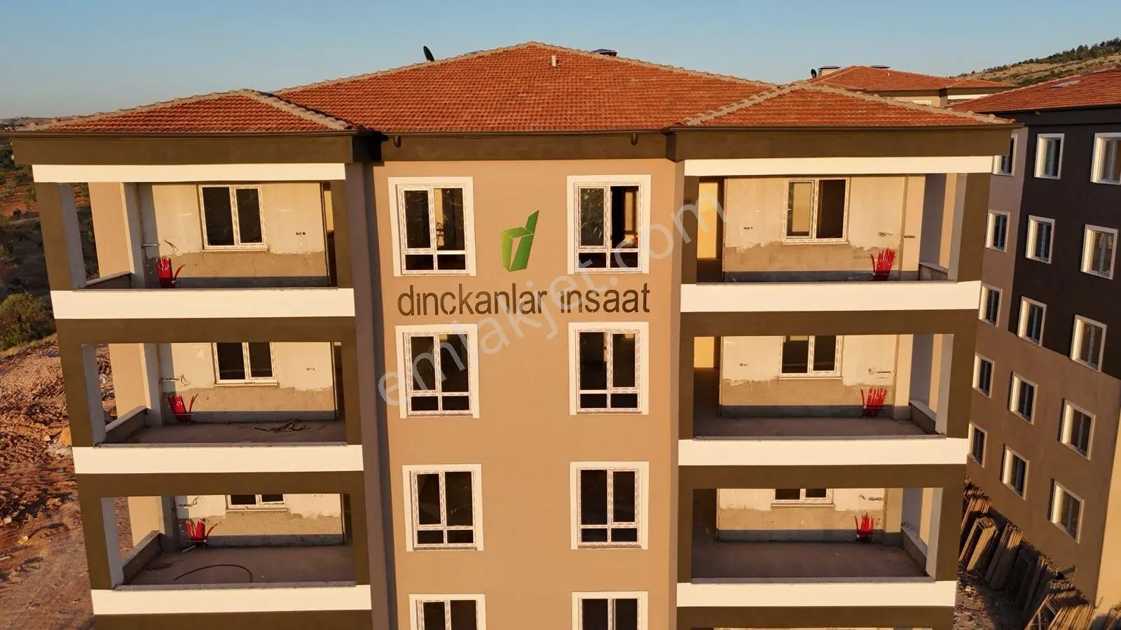 Oğuzelinde Manzaralı Ve Havadar Konumda Fırsat 3+1 Sıfır Daire - Görsel 2