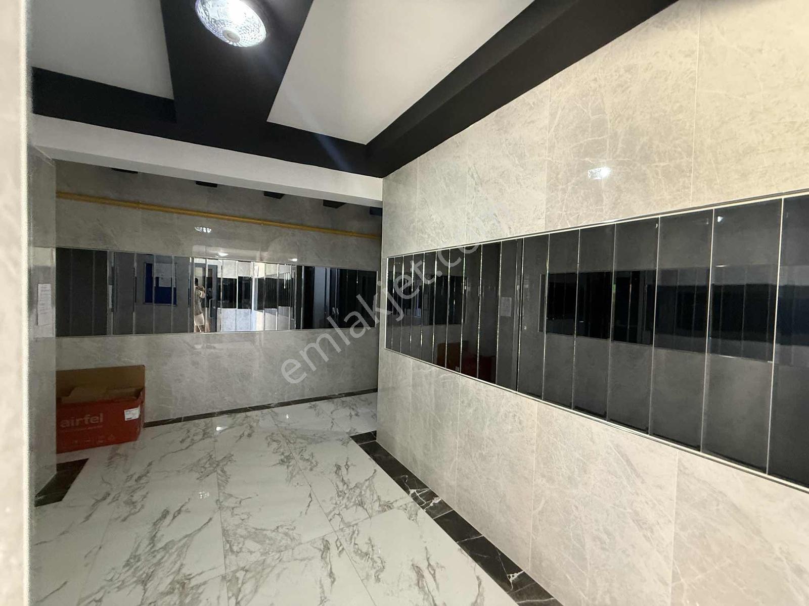 Remax / Can Baydır / Kiralık 1+1 Deniz Manzaralı Site İçi - Görsel 3