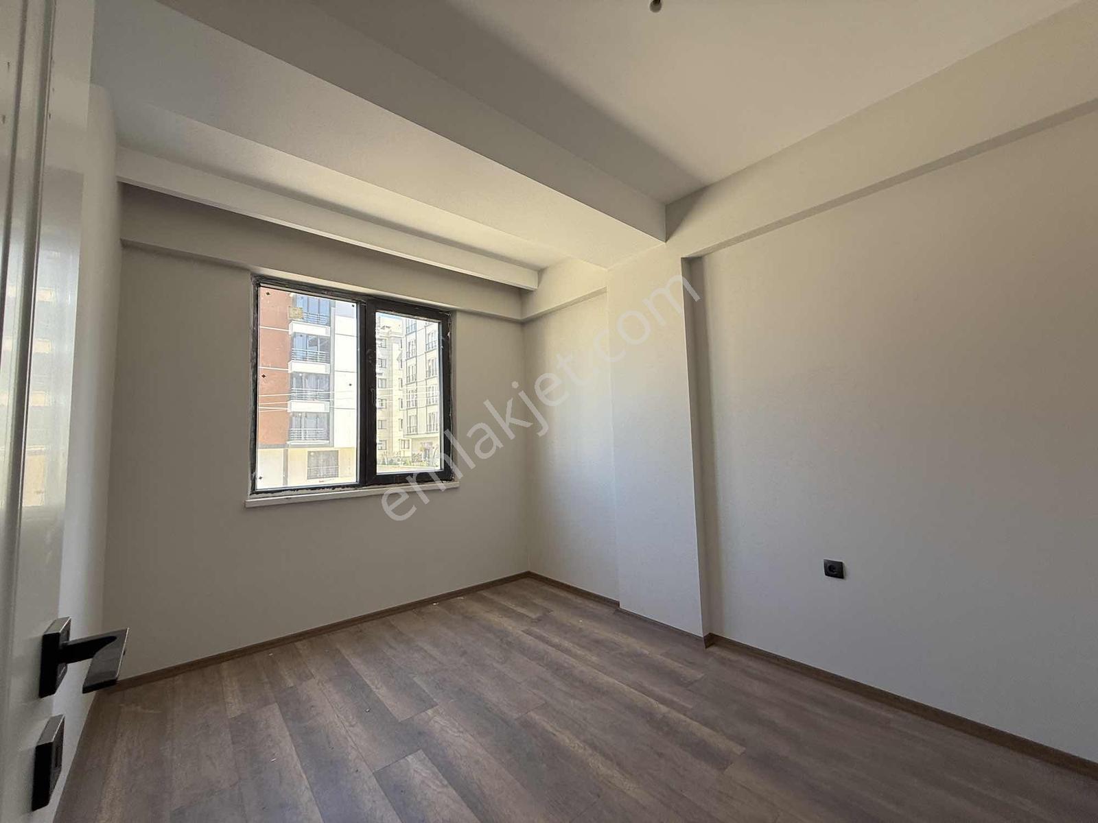 Remax / Can Baydır / Kiralık 1+1 Deniz Manzaralı Site İçi - Görsel 8