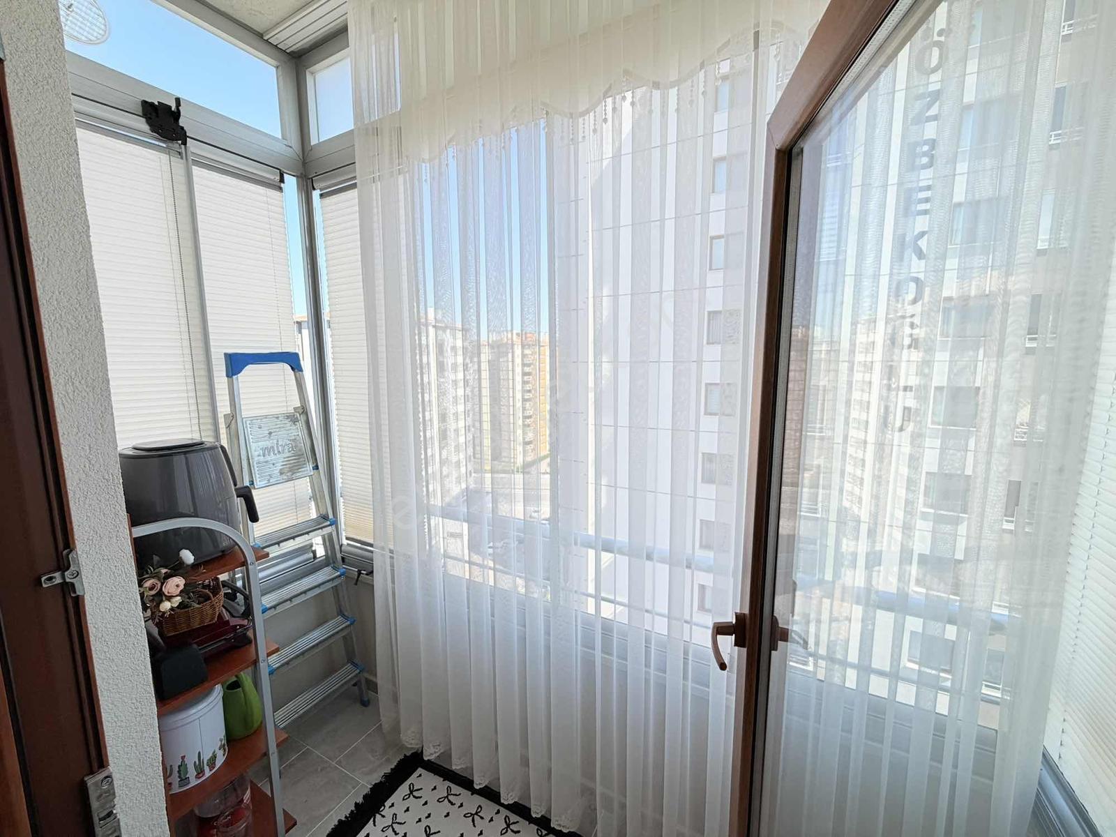 Serkent Anacadde Üzeri 3+1 170m2 Ebeveyn Banyolu-giyinme Odalı - Görsel 17
