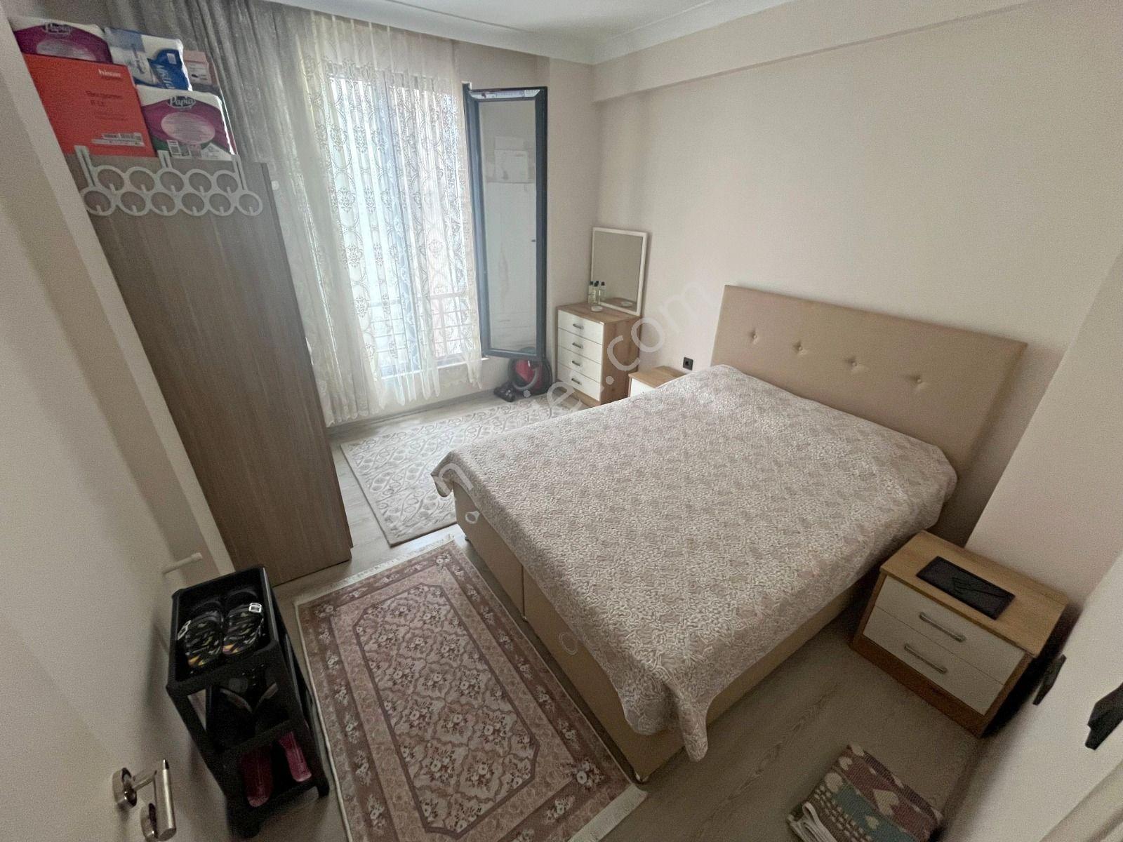 Güç'ten Akçay'da Haftanın Fırsatı Ön Cephe Asansörlü Şık Satılık 1+1 Daire - Görsel 7