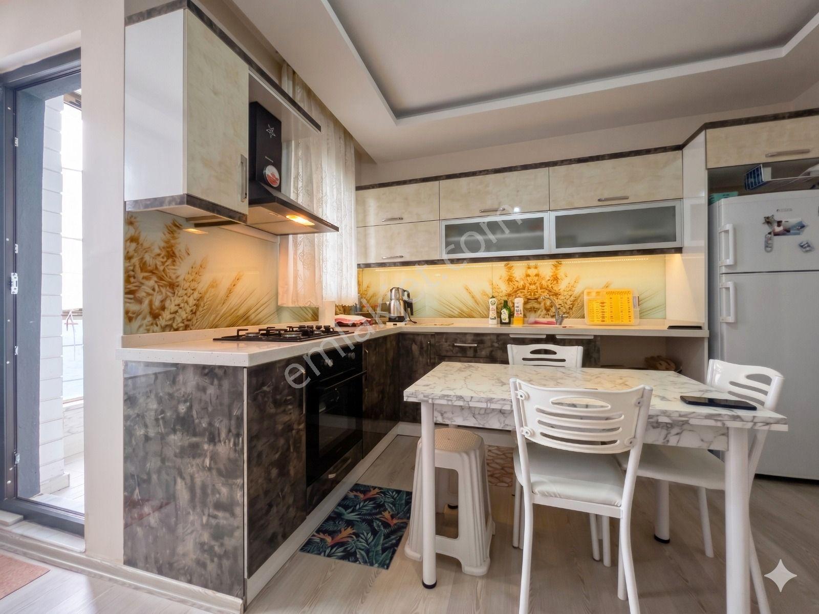 Güç'ten Akçay'da Haftanın Fırsatı Ön Cephe Asansörlü Şık Satılık 1+1 Daire - Görsel 26