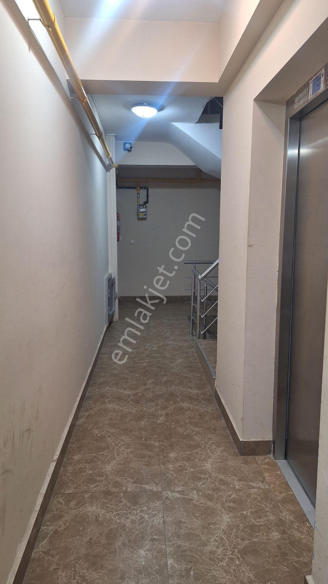 Pelitköy Tramvay Durağına Çok Yakın Eşyalı Kiralık Daire - Görsel 2