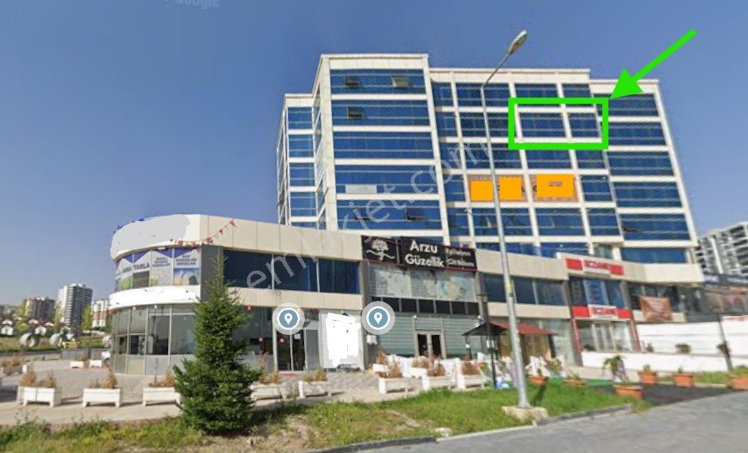 Bağlıca Bulvarı Üzerinde Tamamı Ticari Binada Kiralık Büyük Ofis